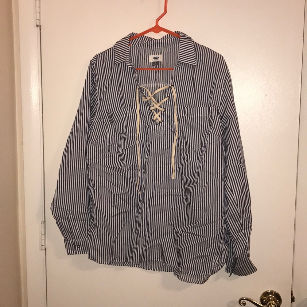 Large old navy top